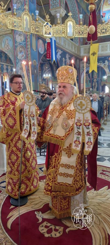 Ο ΣΕΒΑΣΜΙΩΤΑΤΟΣ ΠΟΙΜΕΝΑΡΧΗΣ ΣΤΟΝ ΠΑΝΗΓΥΡΙΖΟΝΤΑ ΙΕΡΟ ΝΑΟ ΑΓΙΟΥ ΓΕΩΡΓΙΟΥ ΚΑΡΕΑ