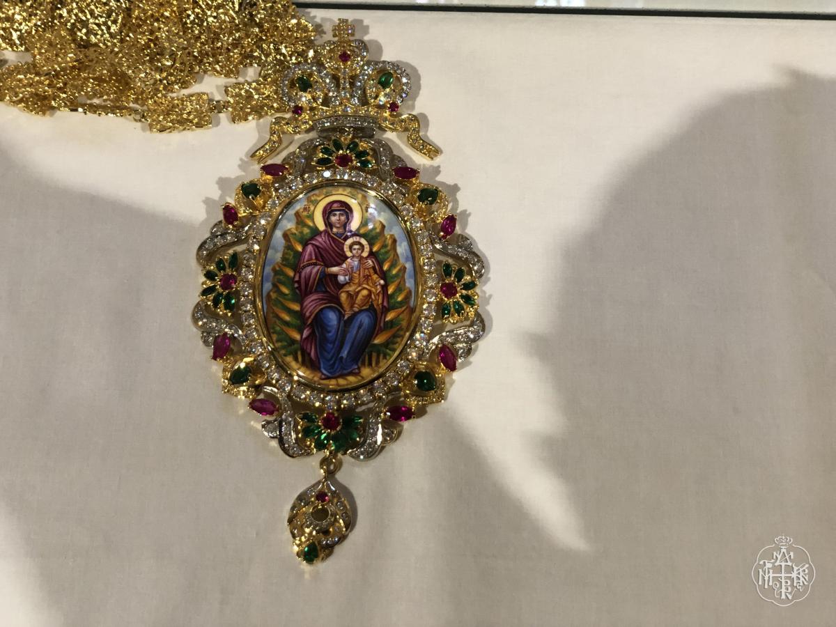 Η ΕΙΣ ΠΡΕΣΒΥΤΕΡΟΝ ΧΕΙΡΟΤΟΝΙΑ ΤΟΥ ΕΥΛΑΒΕΣΤΑΤΟΥ ΔΙΑΚΟΝΟΥ π. ΕΛΕΥΘΕΡΙΟΥ ΠΟΤΑΜΙΤΟΥ -ΚΟΜΗ ΣΤΟΝ ΙΕΡΟ ΝΑΟ ΚΟΙΜΗΣΕΩΣ ΤΗΣ ΘΕΟΤΟΚΟΥ ΚΑΙΣΑΡΙΑΝΗΣ