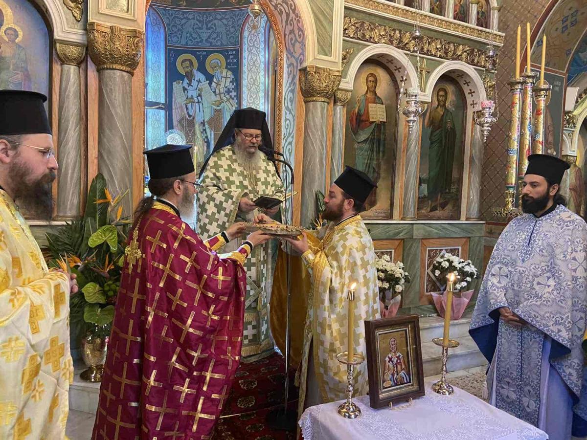 Η ΜΝΗΜΗ ΤΟΥ ΑΓΙΟΥ ΕΝΔΟΞΟΥ ΙΕΡΟΜΑΡΤΥΡΟΣ ΠΟΛΥΚΑΡΠΟΥ ΕΠΙΣΚΟΠΟΥ ΣΜΥΡΝΗΣ, ΣΤΟΝ ΙΕΡΟ ΝΑΟ ΕΥΑΓΓΕΛΙΣΜΟΥ ΤΗΣ ΘΕΟΤΟΚΟΥ-ΑΓΙΑΣ ΦΩΤΕΙΝΗΣ ΥΜΗΤΤΟΥ