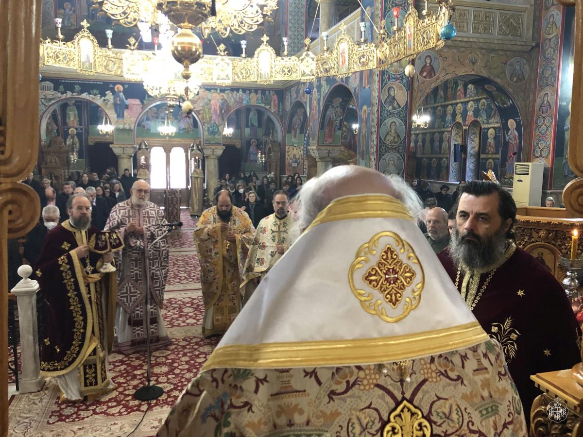 ΚΥΡΙΑΚΗ Ι΄ ΛΟΥΚΑ Ο ΣΕΒΑΣΜΙΩΤΑΤΟΣ ΜΗΤΡΟΠΟΛΙΤΗΣ ΜΑΣ , ΣΤΟΝ ΙΕΡΟ ΝΑΟ ΑΓΙΟΥ ΓΕΩΡΓΙΟΥ ΚΑΡΕΑ
