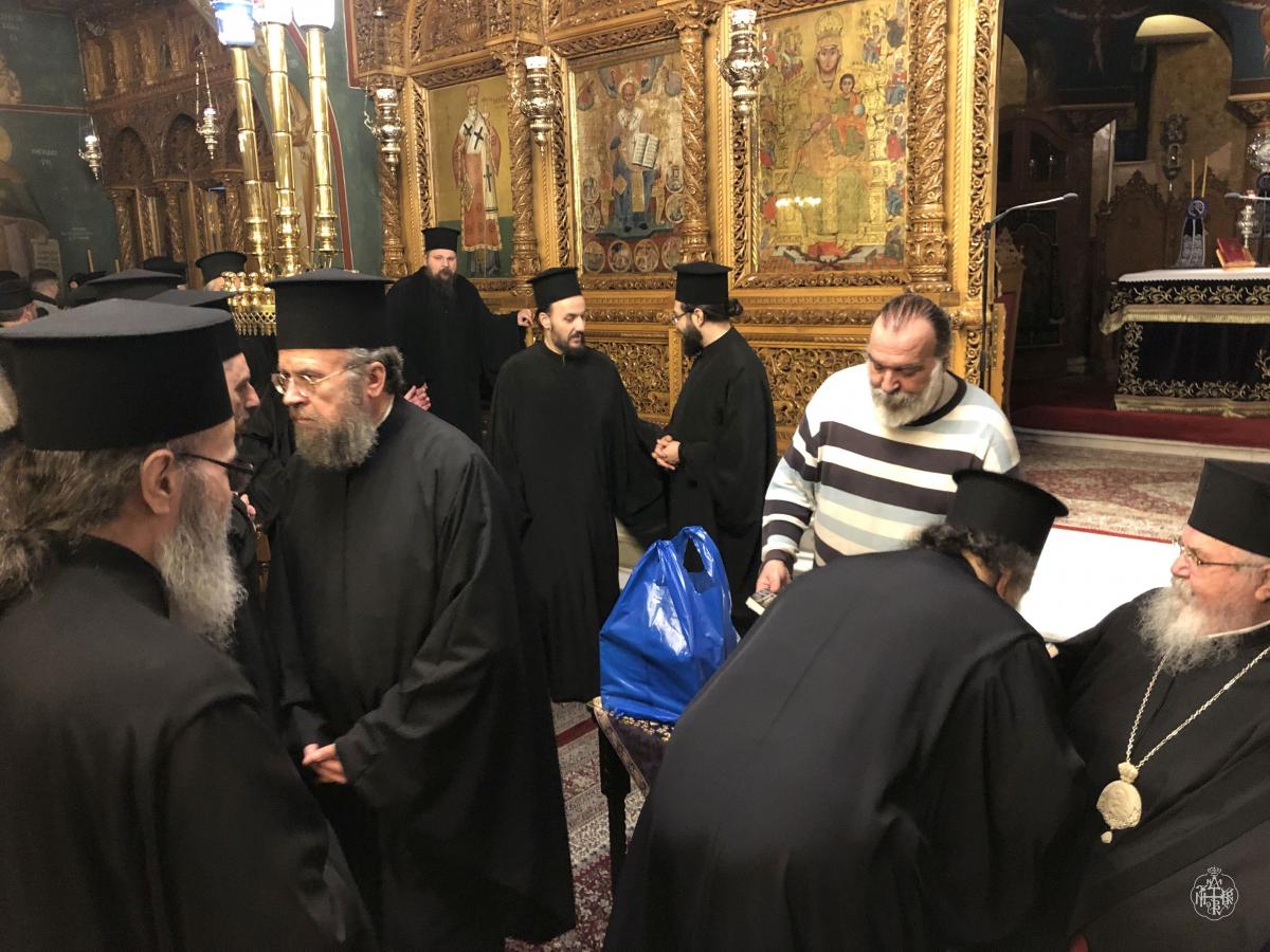 Ο ΕΣΠΕΡΙΝΟΣ ΤΗΣ ΣΥΓΓΝΩΜΗΣ ΣΤΟΝ ΜΗΤΡΟΠΟΛΙΤΙΚΟ ΙΕΡΟ ΝΑΟ ΑΓΙΟΥ ΝΙΚΟΛΑΟΥ ΚΑΙΣΑΡΙΑΝΗΣ