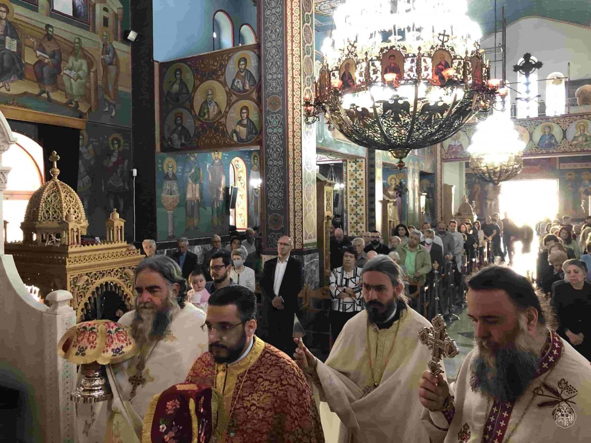 ΚΥΡΙΑΚΗ ΤΟΥ ΠΑΡΑΛΥΤΟΥ Ο ΣΕΒΑΣΜΙΩΤΑΤΟΣ ΜΗΤΡΟΠΟΛΙΤΗΣ ΜΑΣ,ΣΤΟΝ ΙΕΡΟ ΝΑΟ ΜΕΤΑΜΟΡΦΩΣΕΩΣ ΤΟΥ ΣΩΤΗΡΟΣ ΒΥΡΩΝΟΣ