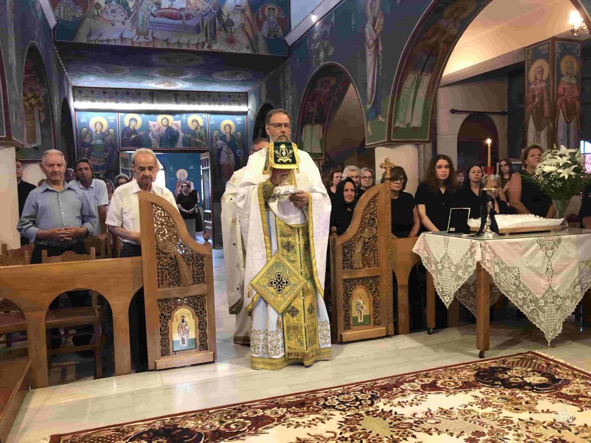 Ο ΣΕΒΑΣΜΙΩΤΑΤΟΣ ΜΗΤΡΟΠΟΛΙΤΗΣ ΜΑΣ ΣΤΟ 40ΗΜΕΡΟ ΜΝΗΜΟΣΥΝΟ ΤΗΣ ΜΑΚΑΡΙΣΤΗΣ ΒΑΣΙΛΙΚΗΣ ΝΑΣΙΑΚΟΥ ,ΣΤΟΝ ΙΕΡΟ ΝΑΟ ΑΓΙΑΣ ΑΙΚΑΤΕΡΙΝΗΣ ΑΝΩ ΒΟΛΟΥ