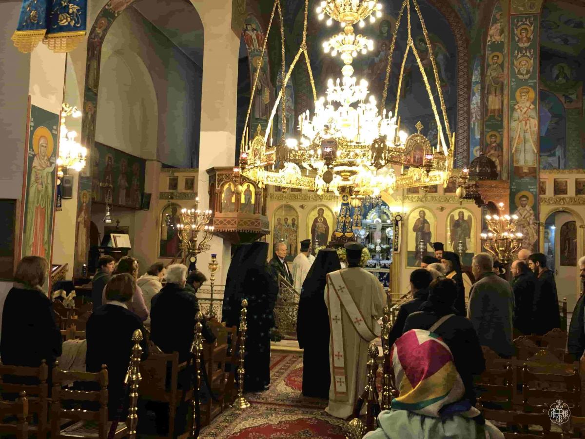 Η ΥΠΟΔΟΧΗ ΤΗΣ ΤΙΜΙΑΣ ΚΑΡΑΣ ΤΟΥ ΑΓΙΟΥ ΠΑΡΘΕΝΙΟΥ ΕΠΙΣΚΟΠΟΥ ΛΑΜΨΑΚΟΥ,ΣΤΟΝ ΙΕΡΟ ΝΑΟ ΑΓΙΩΝ ΤΡΙΩΝ ΙΕΡΑΡΧΩΝ ΚΑΙΣΑΡΙΑΝΗΣ